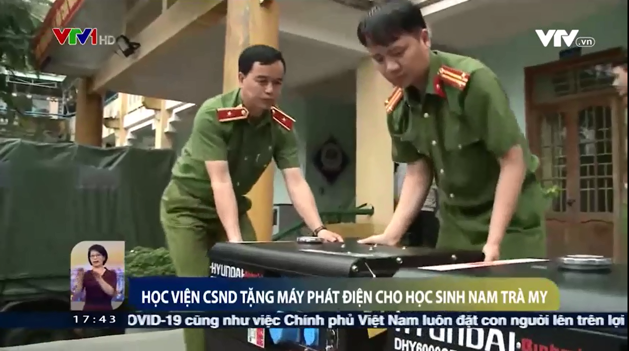 Học viện CSND trao quà cho Nhân dân và Công an huyện Nam Trà My, tỉnh Quảng Nam