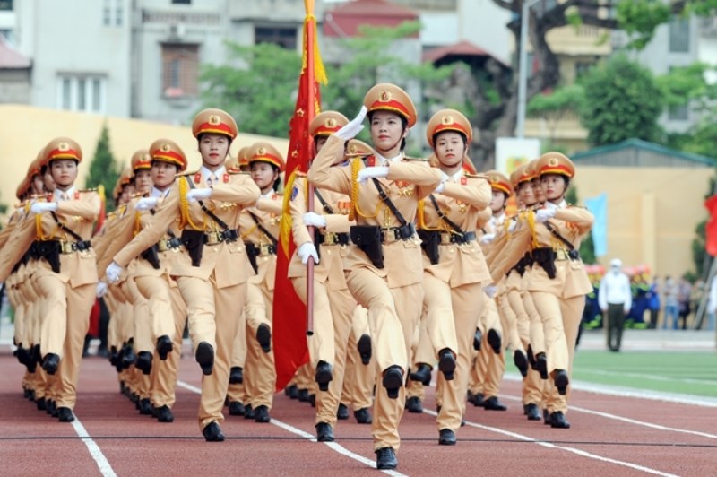 Khối nữ sĩ quan Cảnh sát giao thông