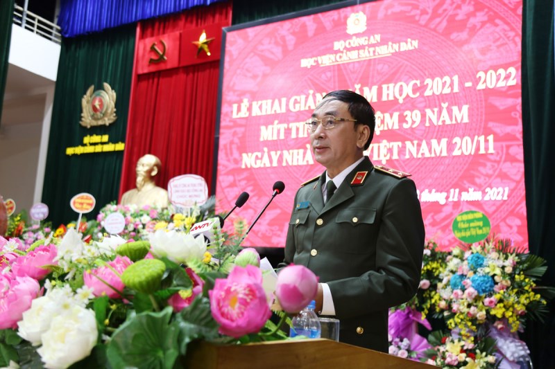 Trung tướng, PGS. TS Trần Quốc Tỏ, Ủy viên Trung ương Đảng, Thứ trưởng Bộ Công an giao nhiệm vụ cho Học viện CSND trong năm học 2021 - 2022